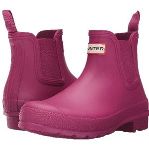 Women’s Hunter Chelsea original boot dark ion pink